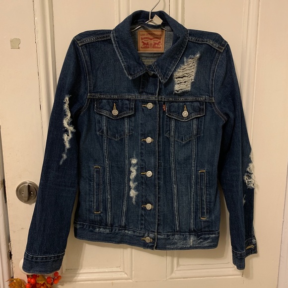 Levi’s distressed denim jacket - Picture 2 of 4